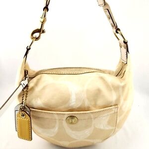 Vintage Coach Yellow Hampton Scribble Signature Canvas Cream Leather Shoulderbag